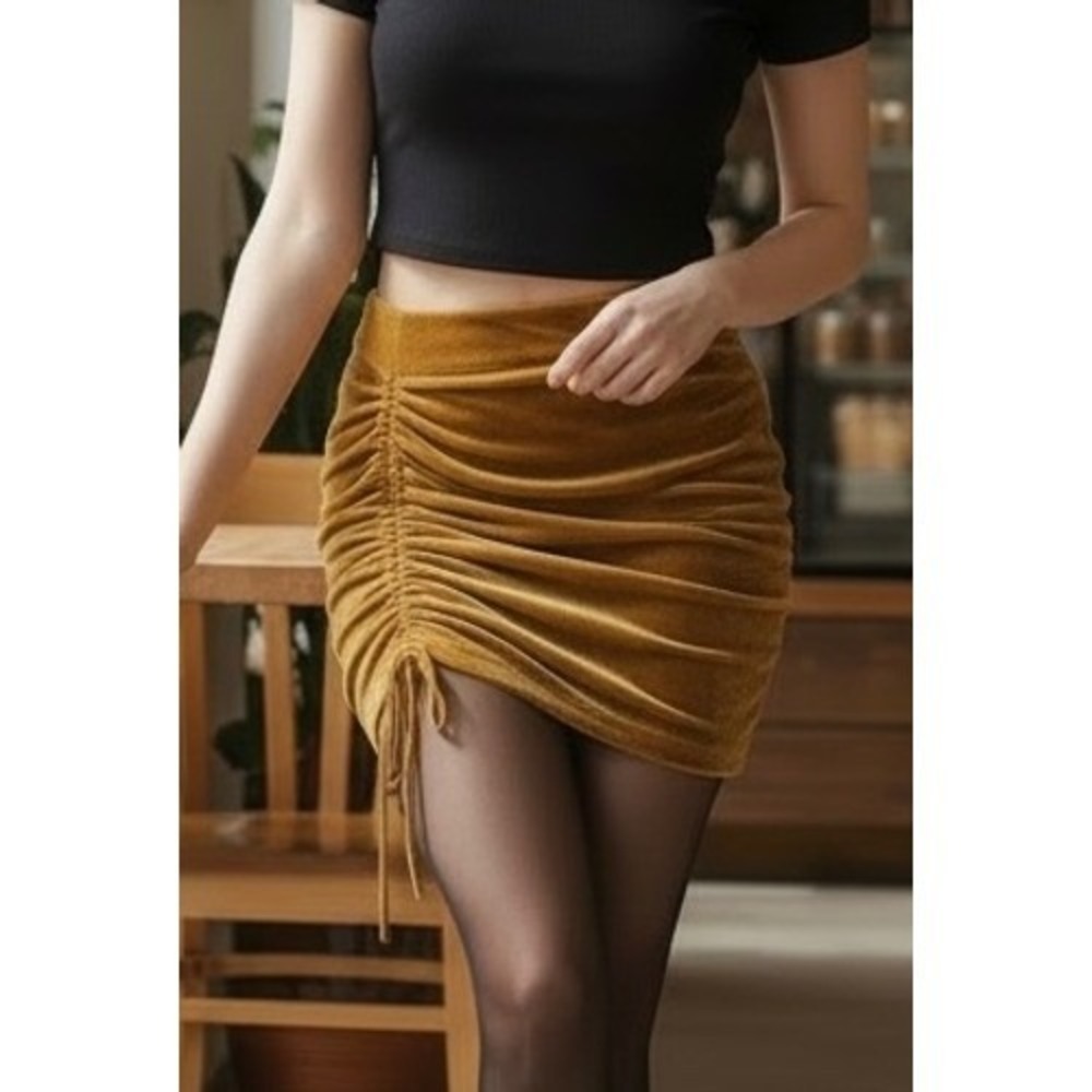 Free People Vivienne Velvet Ruched Mini Skirt Womens Sz 2 Gold Yellow Retro Y2K